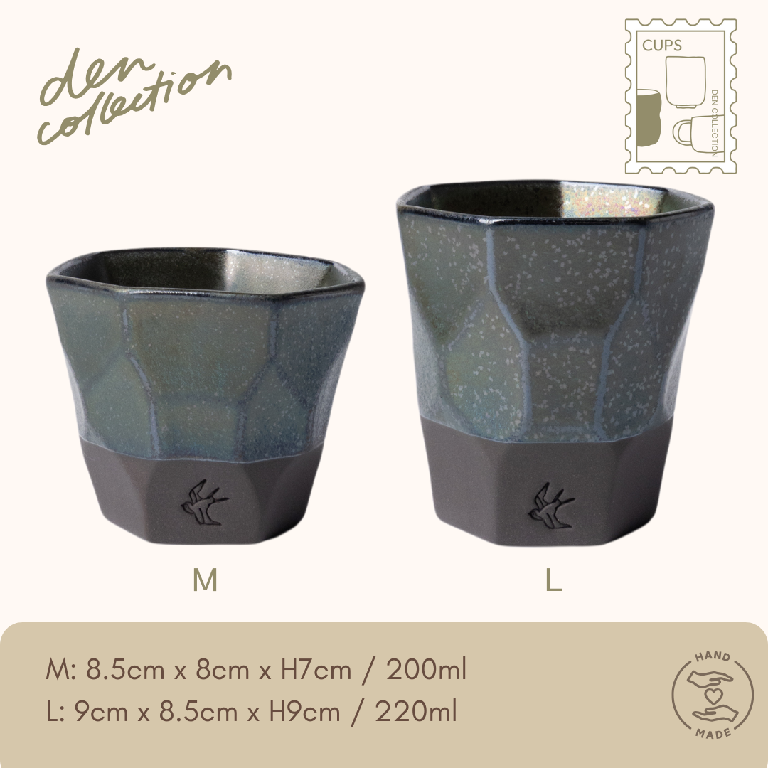 Tsubame Tumbler Cup Metallic Blue – grounded matte blue glaze with subtle luster. 200ml/220ml. / ツバメ工房カップ ブルーメタリック 200ml/220mlサイズ。落ち着いた青と控えめな光沢が魅力のカップ。